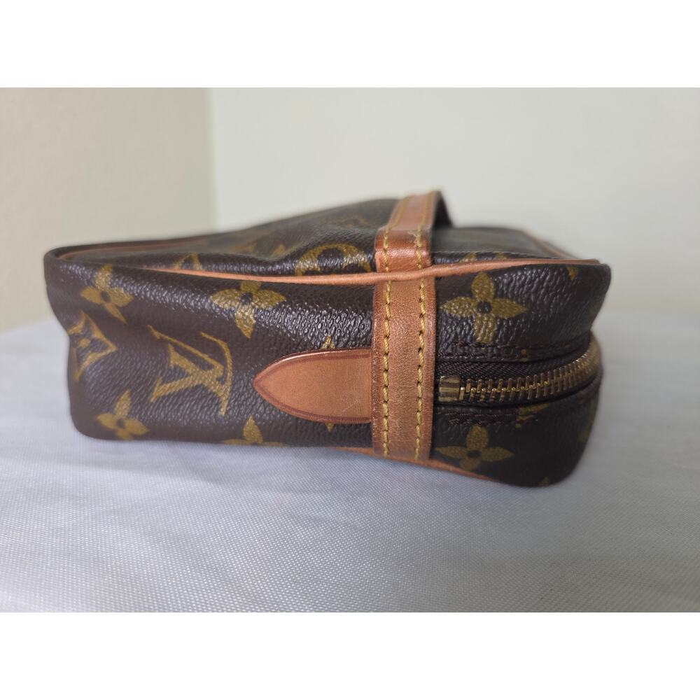 Louis Vuitton Monogram Toiletry Pouch PM Cosmetic Case AR0082 Made in France LV - Picture 3 of 15